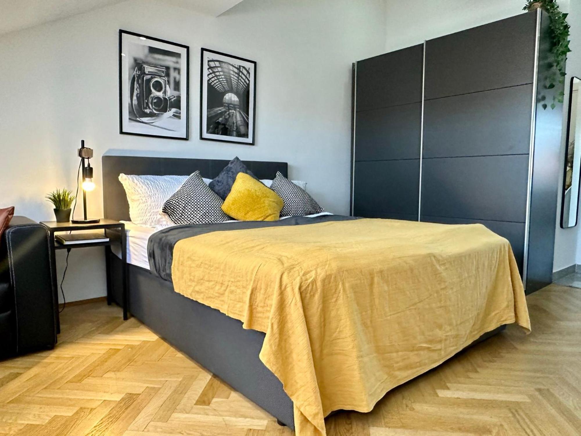 Apartments I 5 Minutes To Metro Wiedeń Zewnętrze zdjęcie