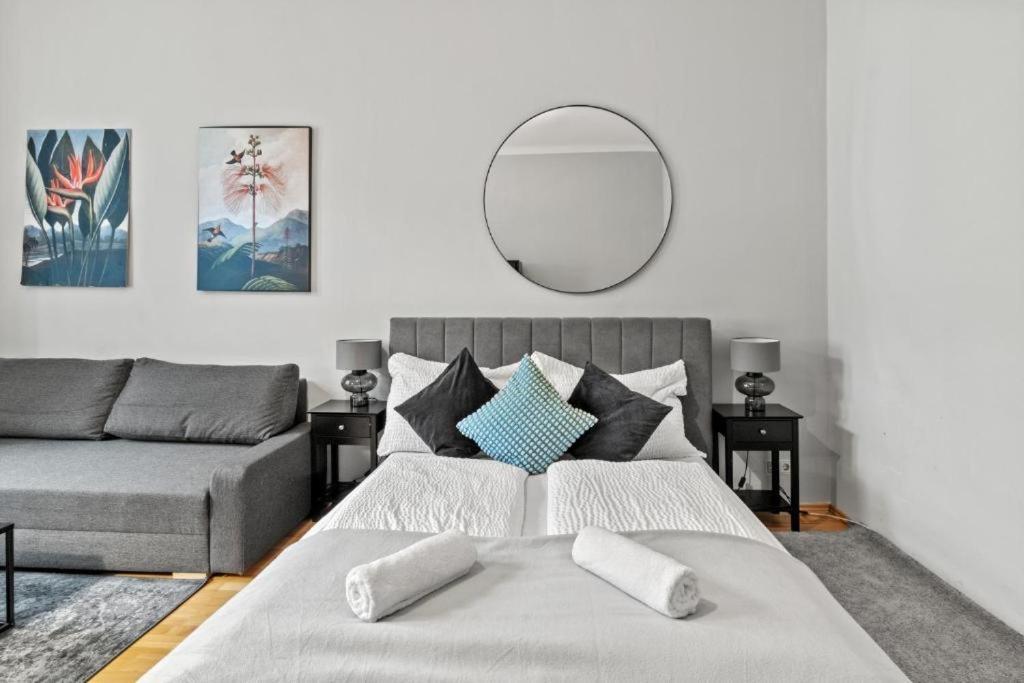 Apartments I 5 Minutes To Metro Wiedeń Zewnętrze zdjęcie